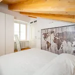 La Scontrosa Grazia - Affitti Brevi Italia Trieste